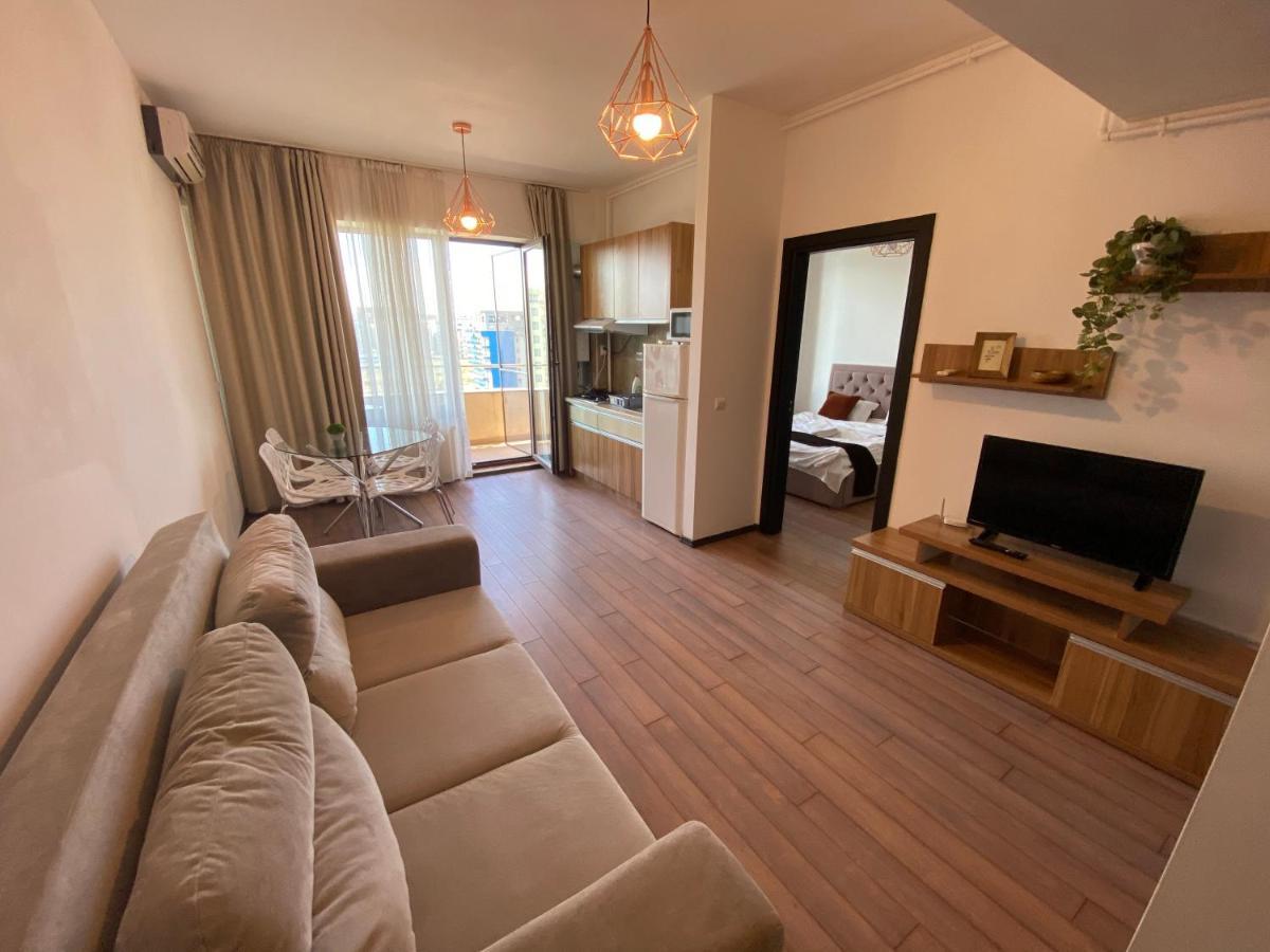 Apartament Crazy Summerland Mamaia Exterior photo