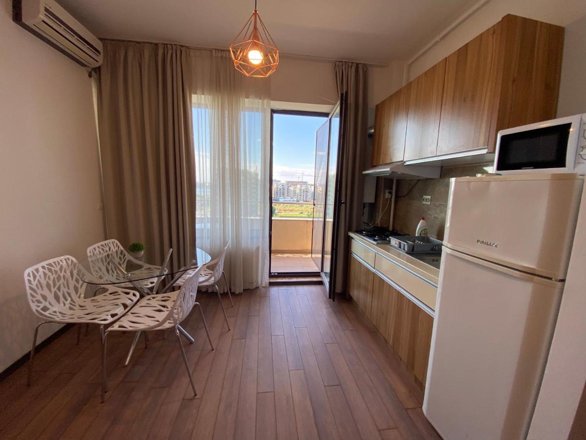 Apartament Crazy Summerland Mamaia Exterior photo