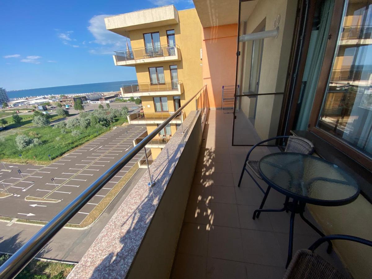 Apartament Crazy Summerland Mamaia Exterior photo