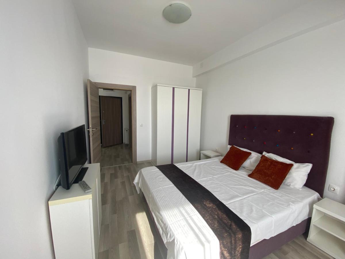 Apartament Crazy Summerland Mamaia Exterior photo