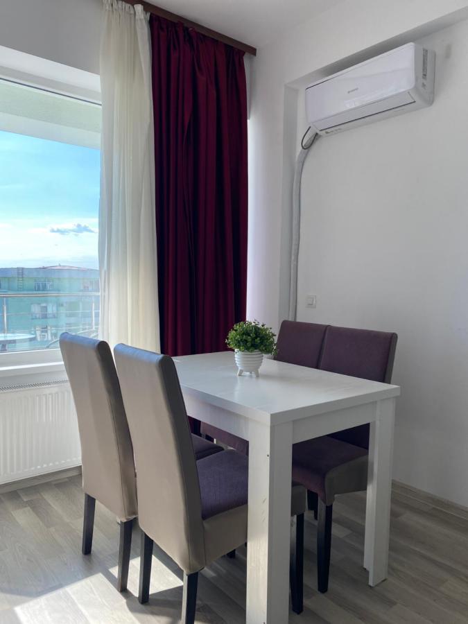Apartament Crazy Summerland Mamaia Exterior photo